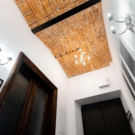 Ceglane Sufity Apartamento